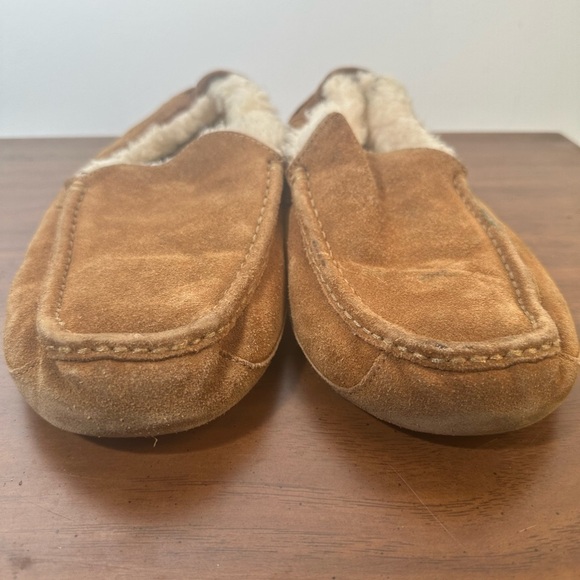 Men\'s Tan Suede UGG Loafers Slippers. 11.5-12 main image 6
